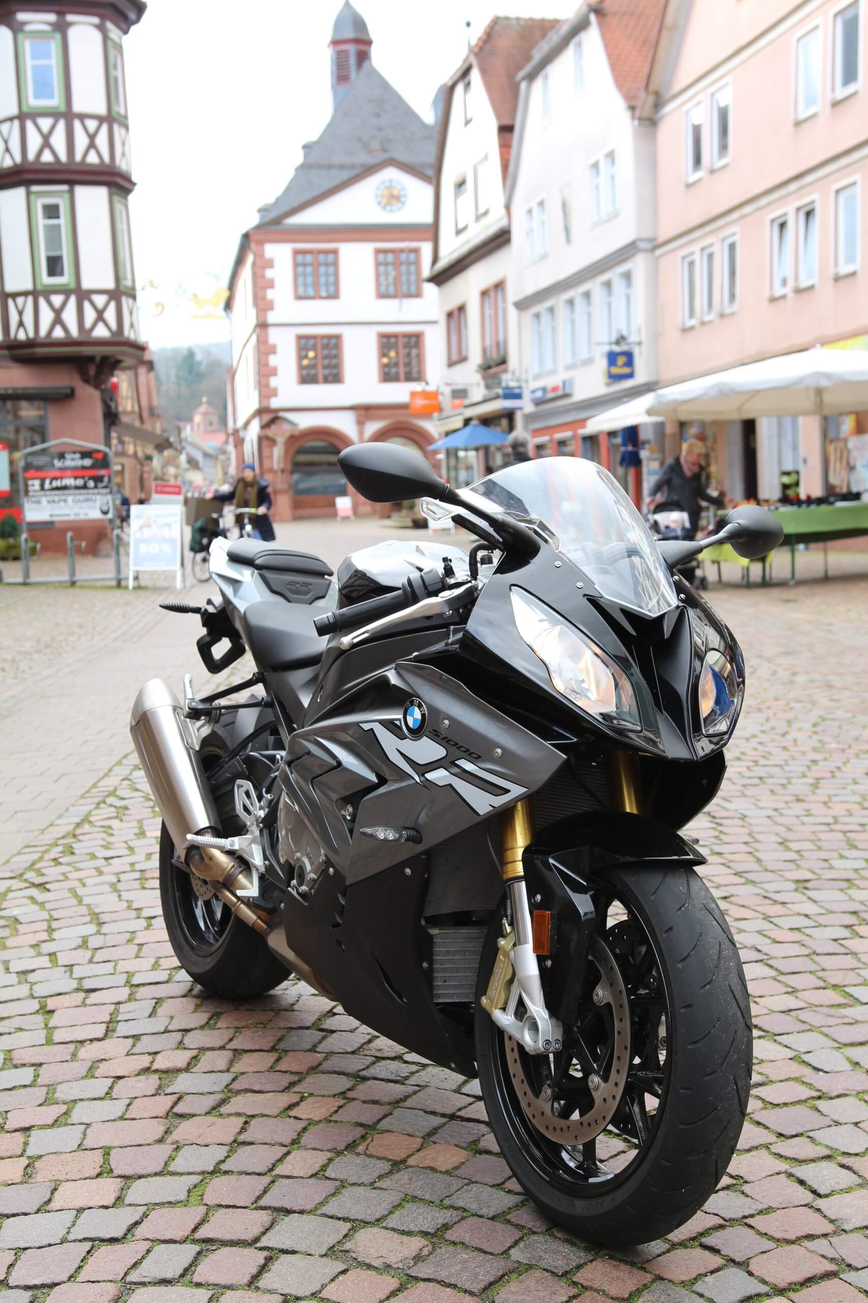 BMW S1000RR